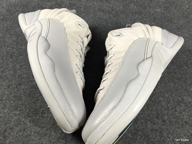 Suede 12 Low 308317-002 Jordan Grey Air 0817